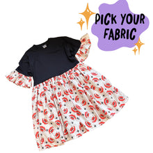 Load image into Gallery viewer, Spooky T-Shirt Smock
