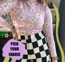 Load image into Gallery viewer, The Rollneck
